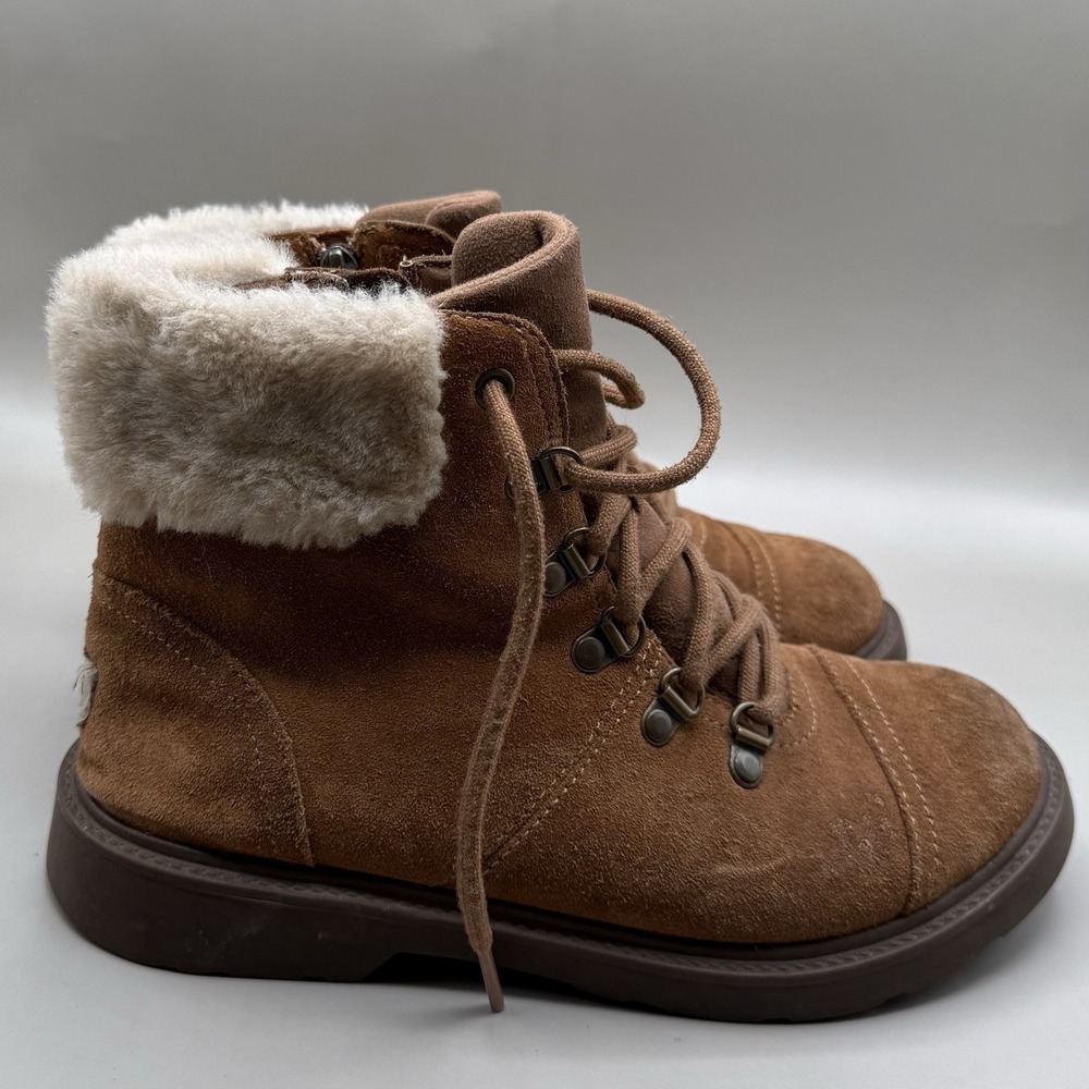 UGG Boots Womens Size 5 Tan Suede Fur Collar Hiker Side Zip Lace Up 1123622K